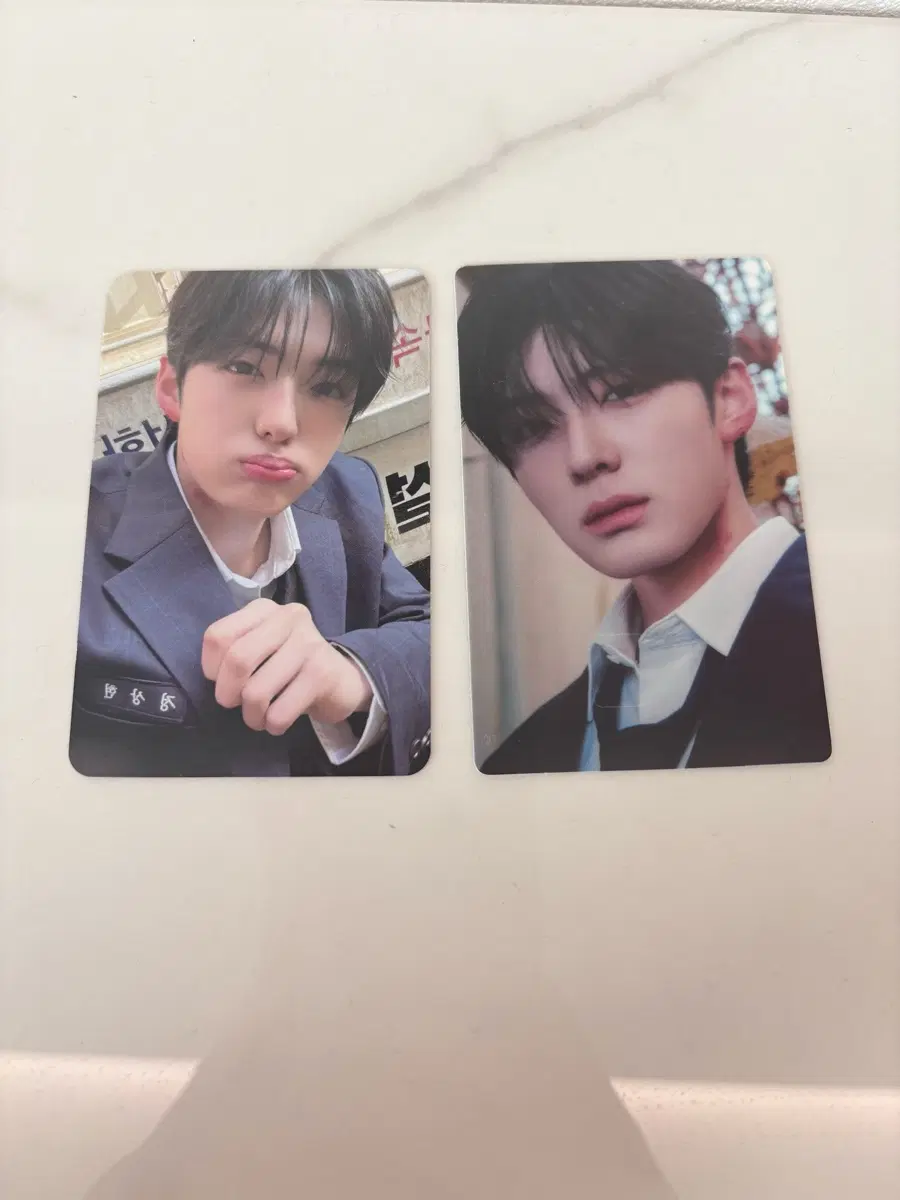 https://media.bunjang.co.kr/product/426893214_1_1787978394_w{res}.jpg